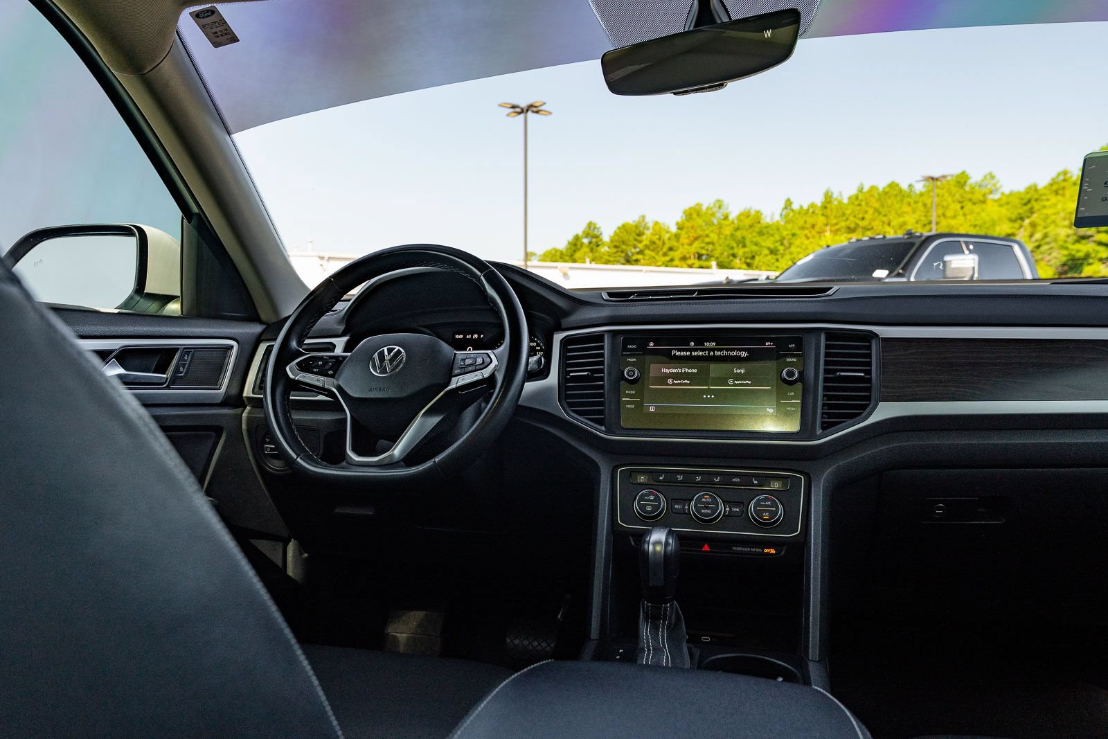 Used 2021 Volkswagen Atlas SE w/ Panoramic Sunroof Package FWD image 31