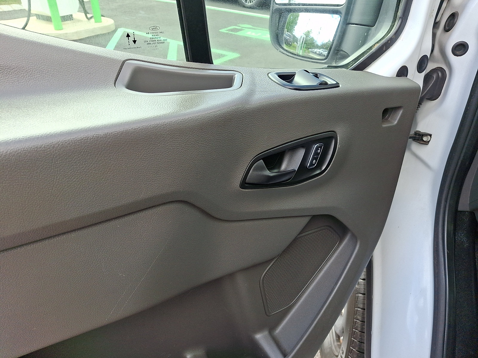 Certified 2023 Ford E-Transit Medium Roof RWD image 13