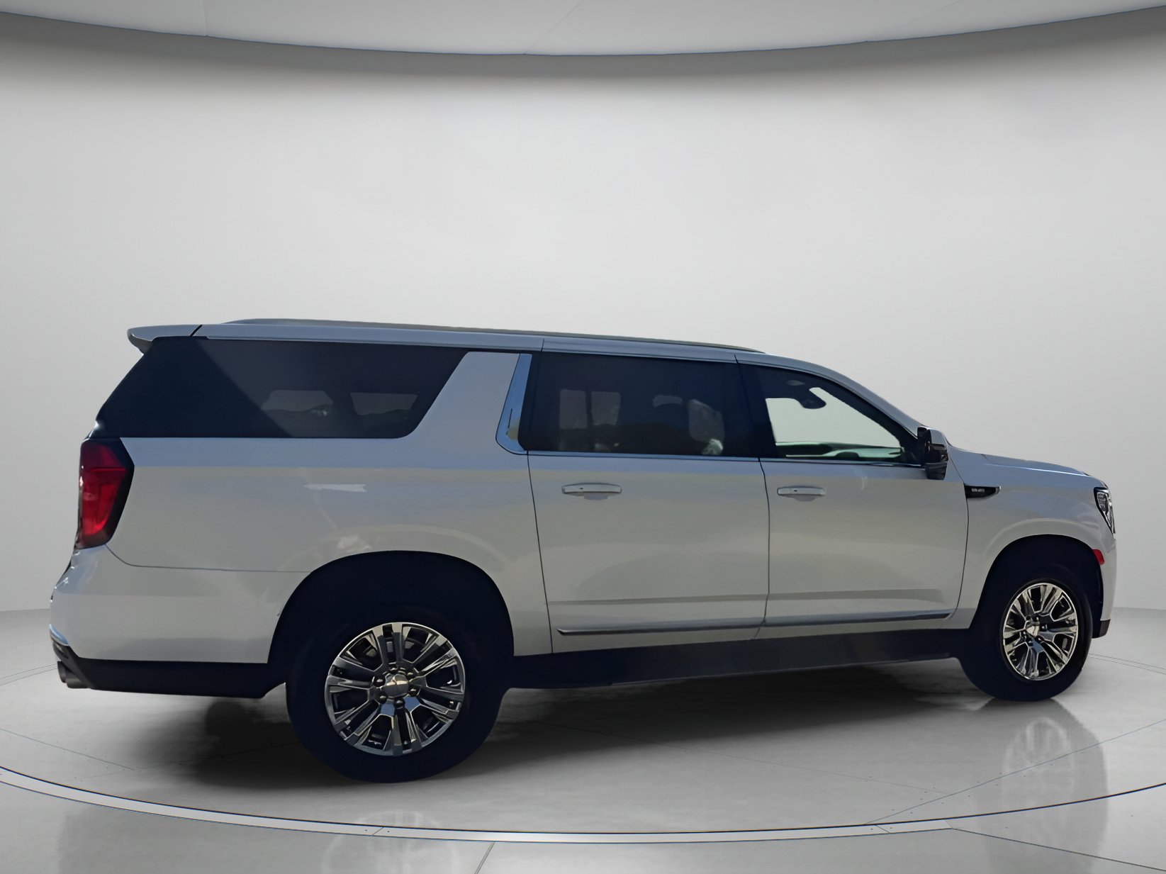 Used 2024 GMC Yukon XL Denali image 30
