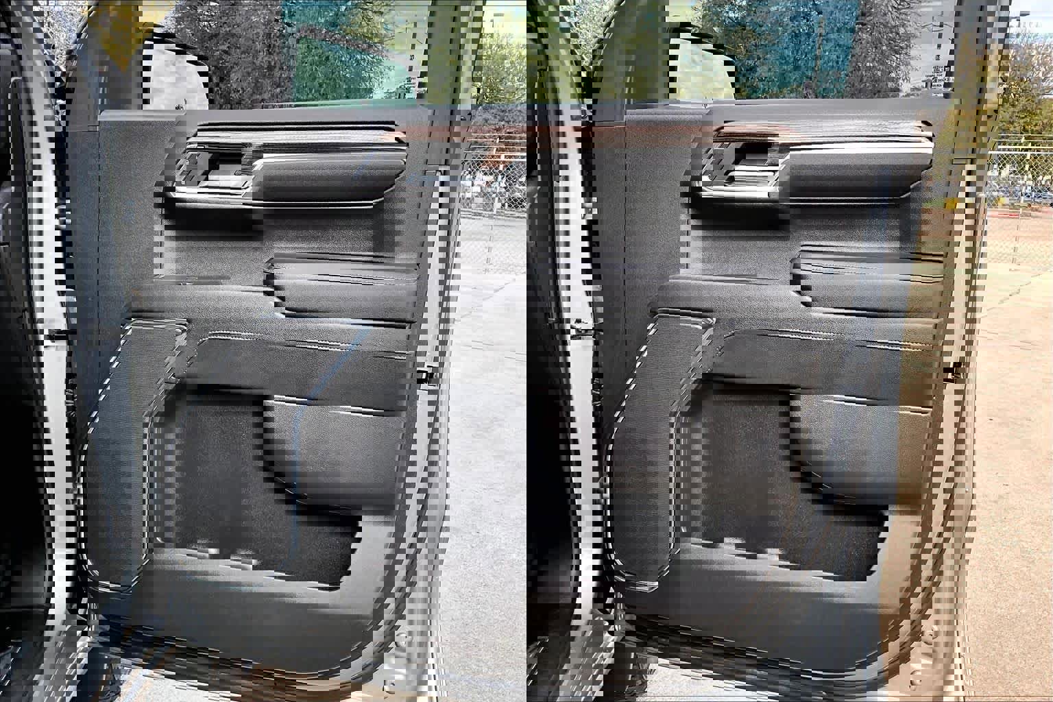 Used 2023 Chevrolet Silverado 1500 RST image 22