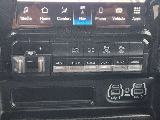 Used 2024 RAM 2500 Limited image 17