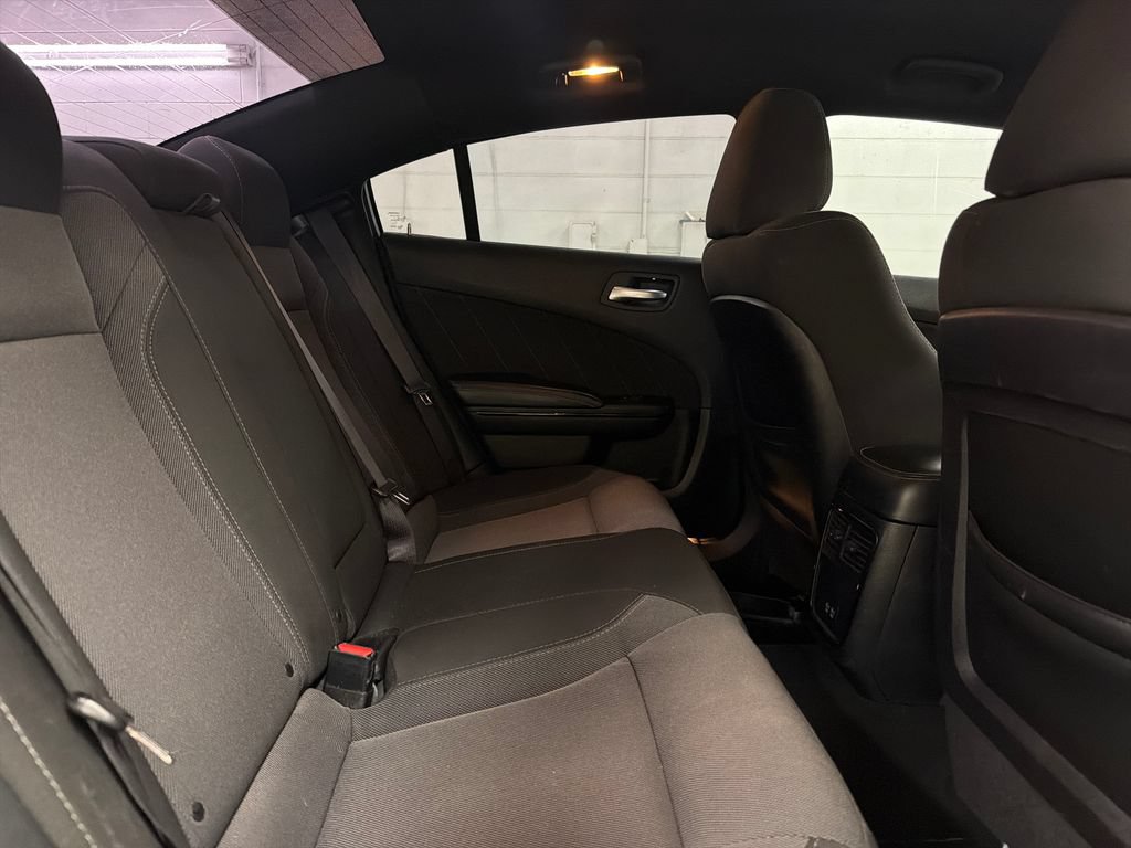 Used 2019 Dodge Charger SXT w/ Blacktop Package RWD image 29