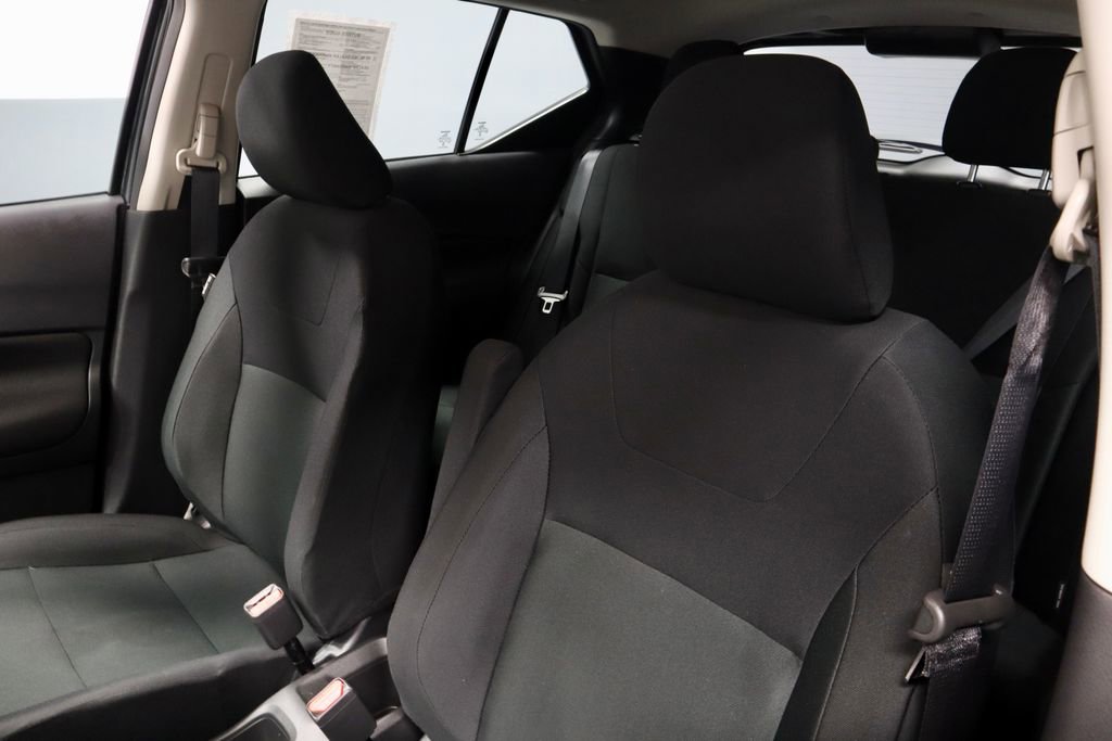 Used 2025 Nissan Kicks Play S image 25