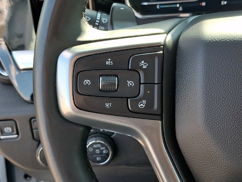 Used 2024 Chevrolet Silverado 1500 LTZ AWD/4WD image 19