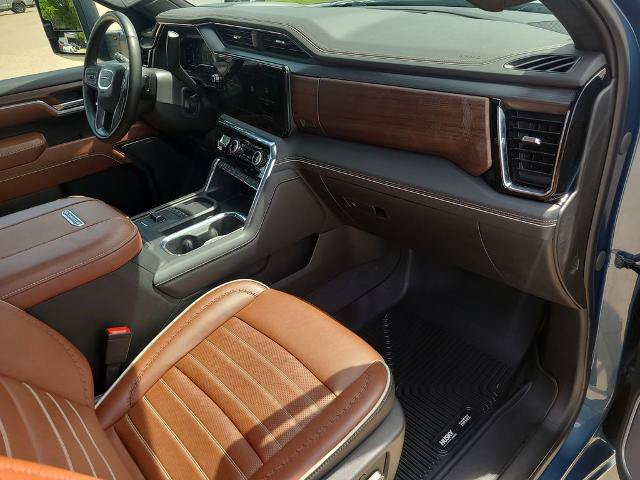Used 2025 GMC Sierra 2500 Denali Ultimate AWD/4WD image 13