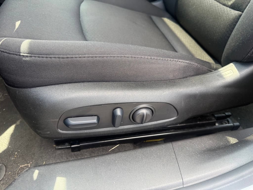 Used 2024 Chevrolet Malibu LT FWD image 20