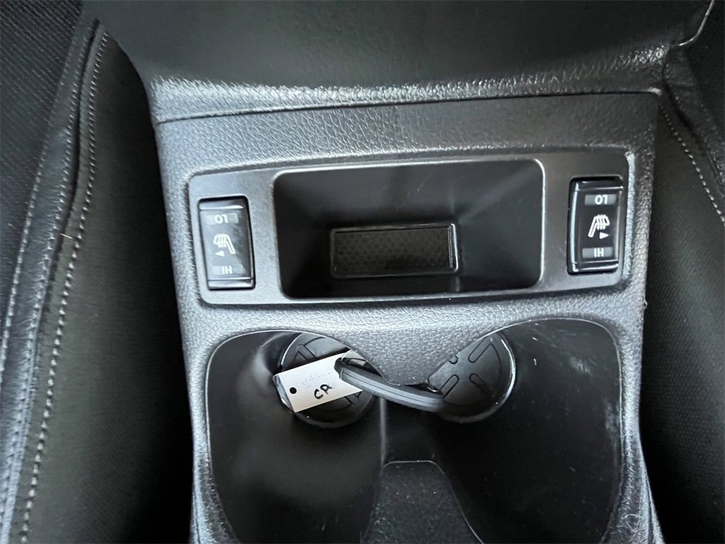 Used 2019 Nissan Rogue Sport SL w/ Premium Package image 13