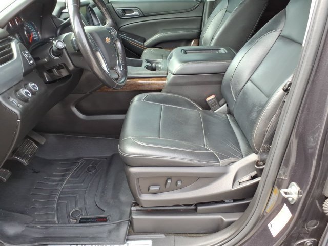 Used 2018 Chevrolet Suburban LT AWD/4WD image 18