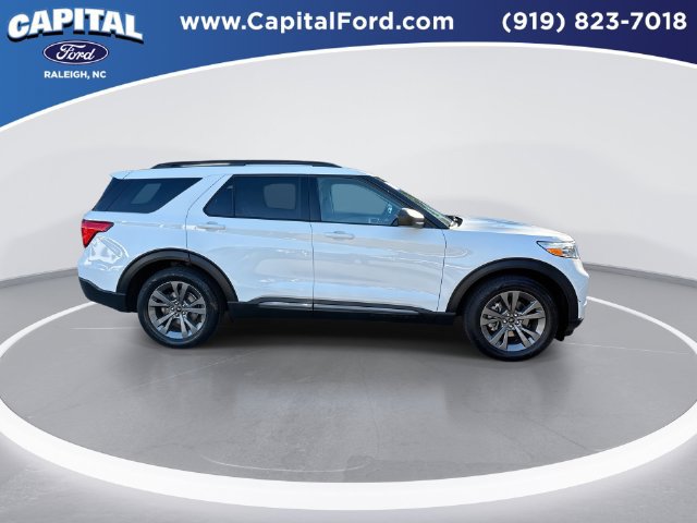 Certified 2021 Ford Explorer XLT w/ Equipment Group 202A AWD/4WD image 9