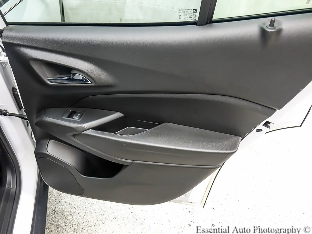 Used 2024 Chevrolet Trax RS w/ Driver Confidence Package FWD image 21