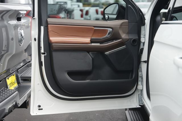 Certified 2025 Ford Expedition King Ranch AWD/4WD image 33