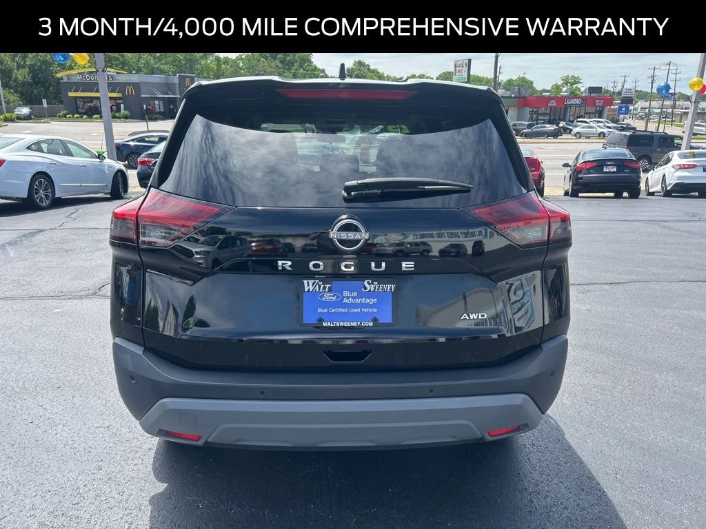 Used 2023 Nissan Rogue S AWD/4WD image 4