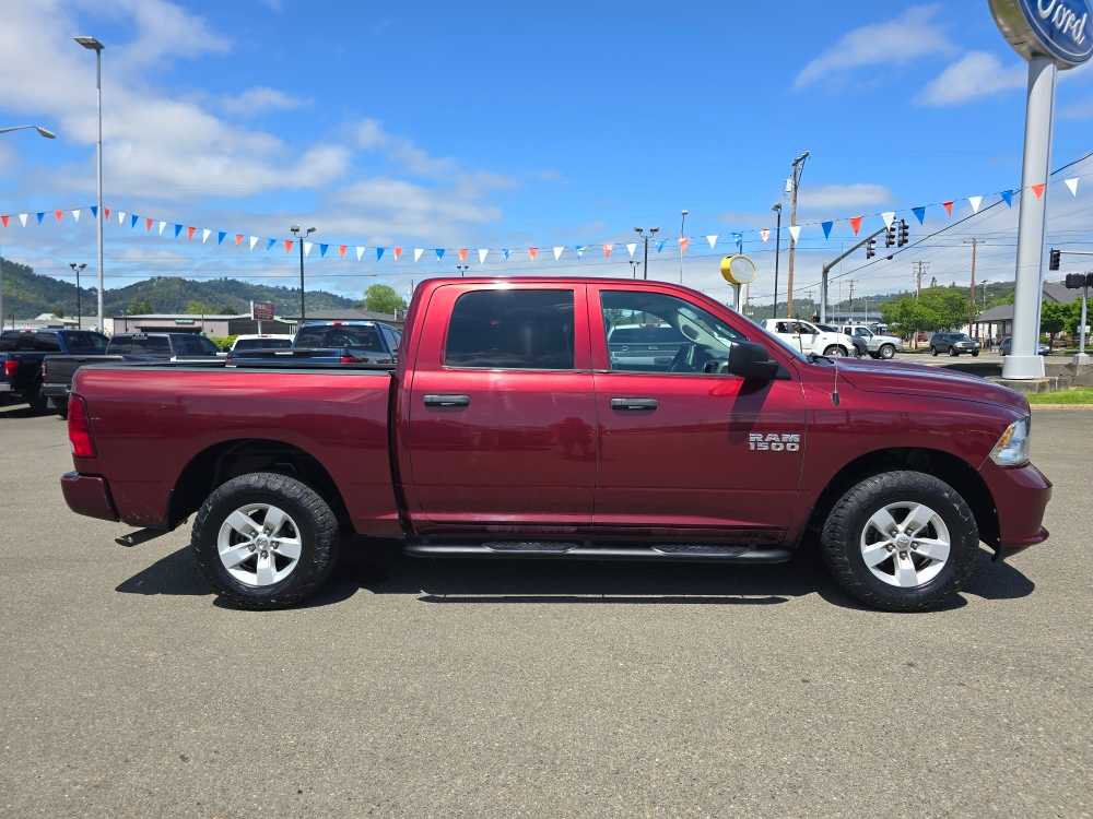 Used 2018 RAM 1500 Express AWD/4WD image 6