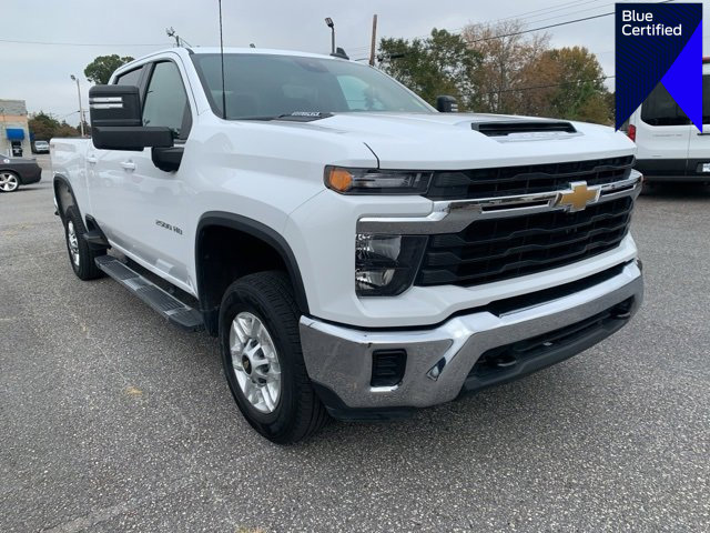 Used 2024 Chevrolet Silverado 2500 LT image 1