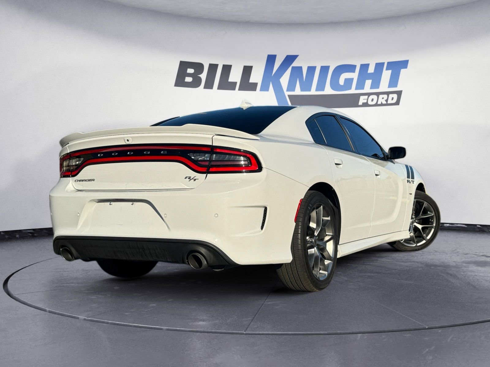 Used 2019 Dodge Charger R/T w/ Plus Group image 5