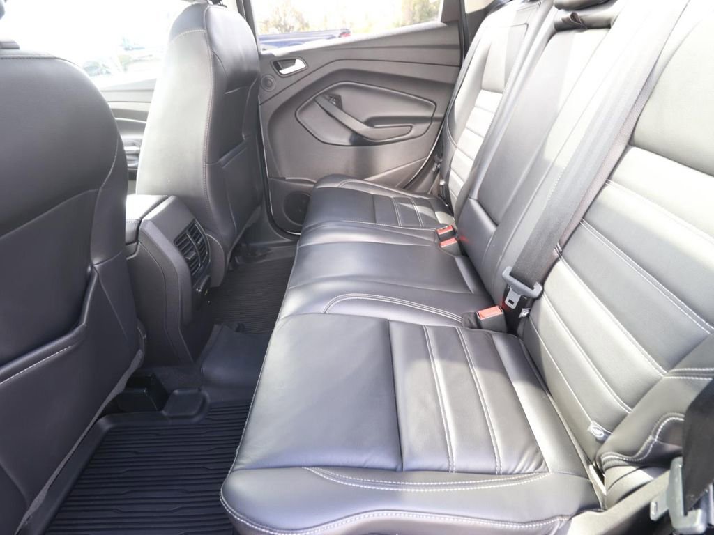 Certified 2019 Ford Escape Titanium image 12