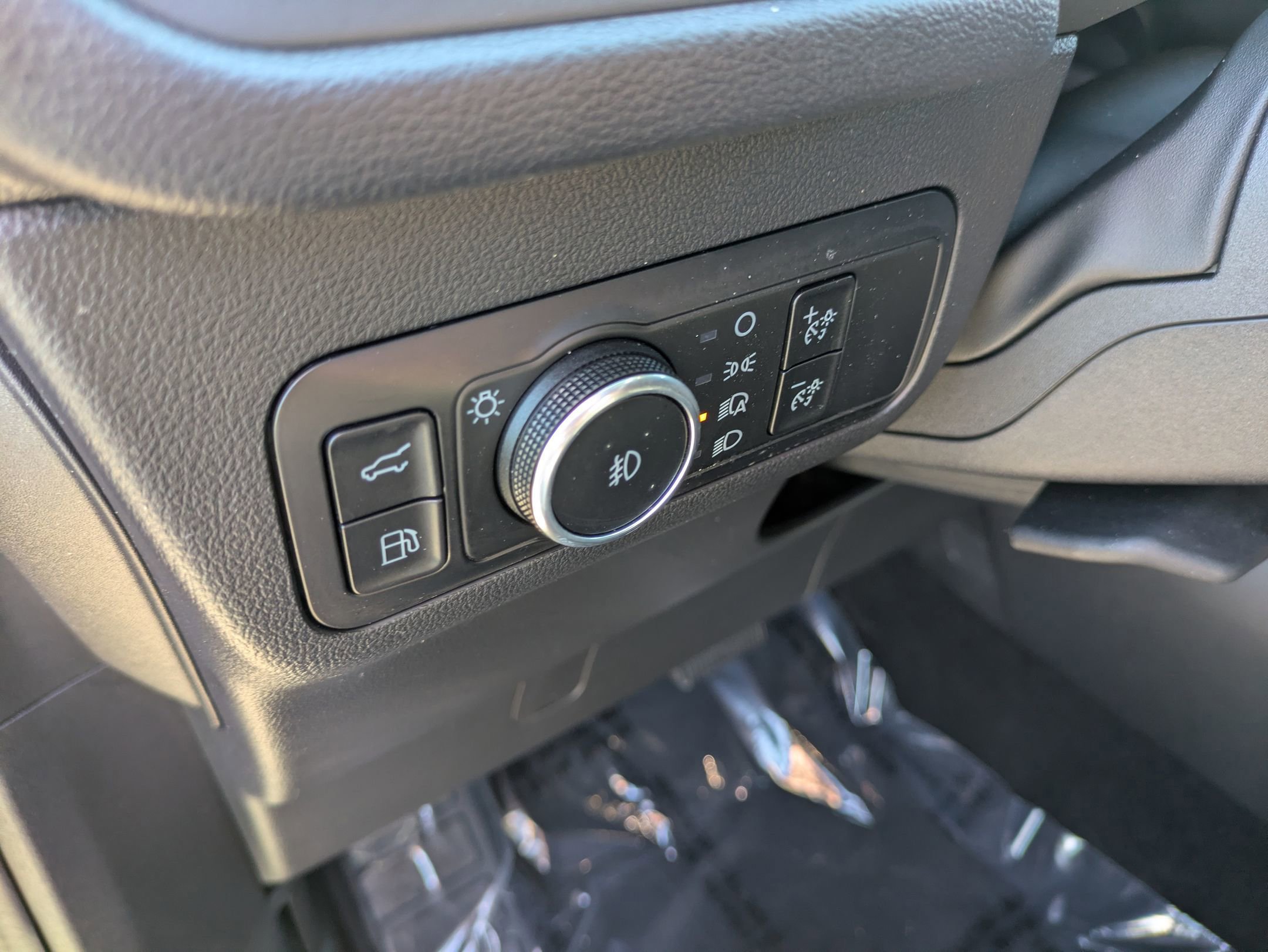 Certified 2025 Ford Escape ST-Line Elite image 14