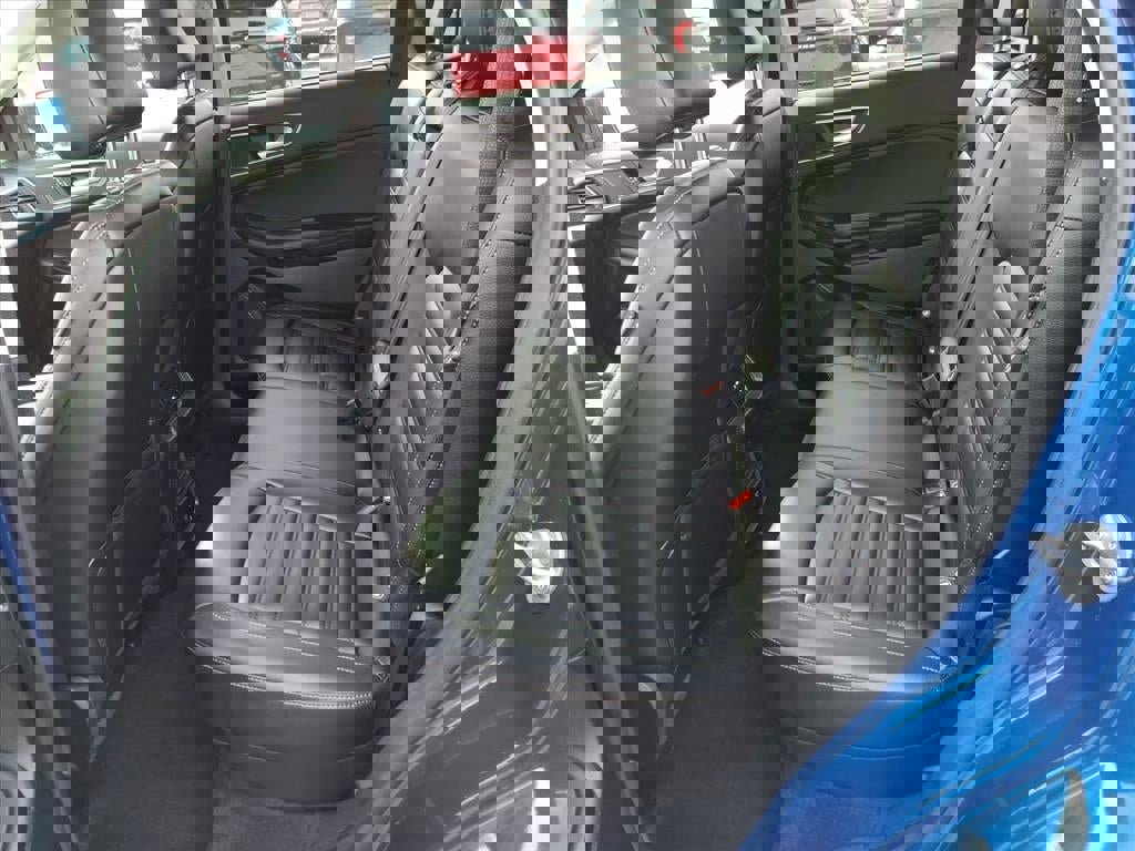 Certified 2023 Ford Edge SEL w/ Convenience Package image 13