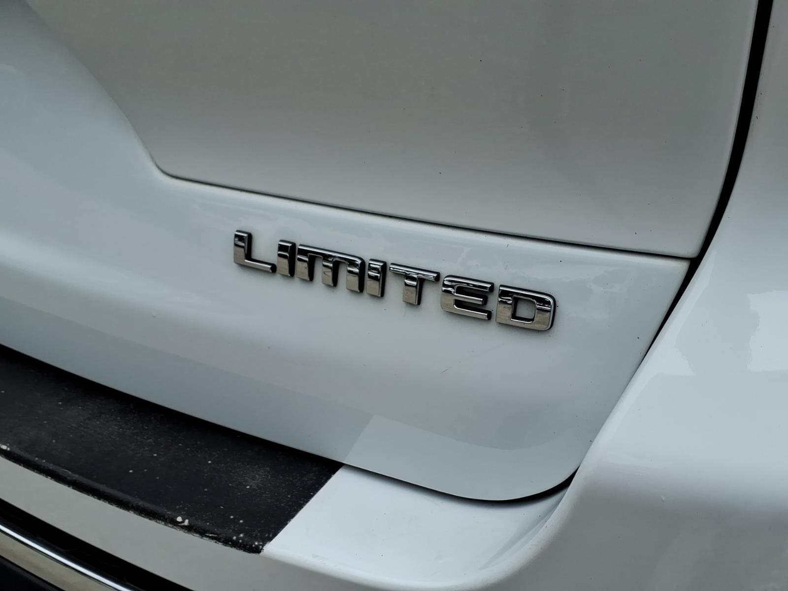 Used 2021 Jeep Grand Cherokee L Limited AWD/4WD image 31