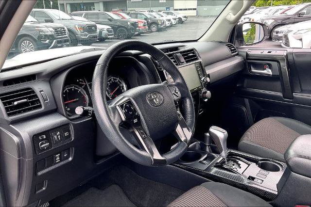 Used 2022 Toyota 4Runner TRD Off-Road AWD/4WD image 14
