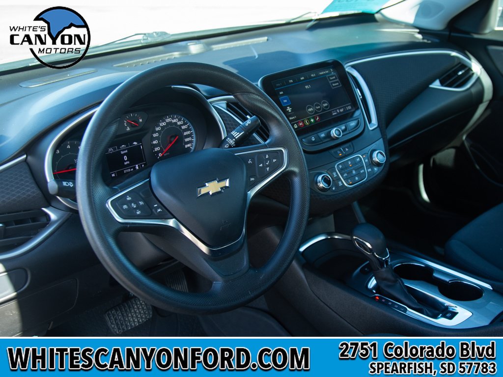 Used 2025 Chevrolet Malibu LT FWD image 9