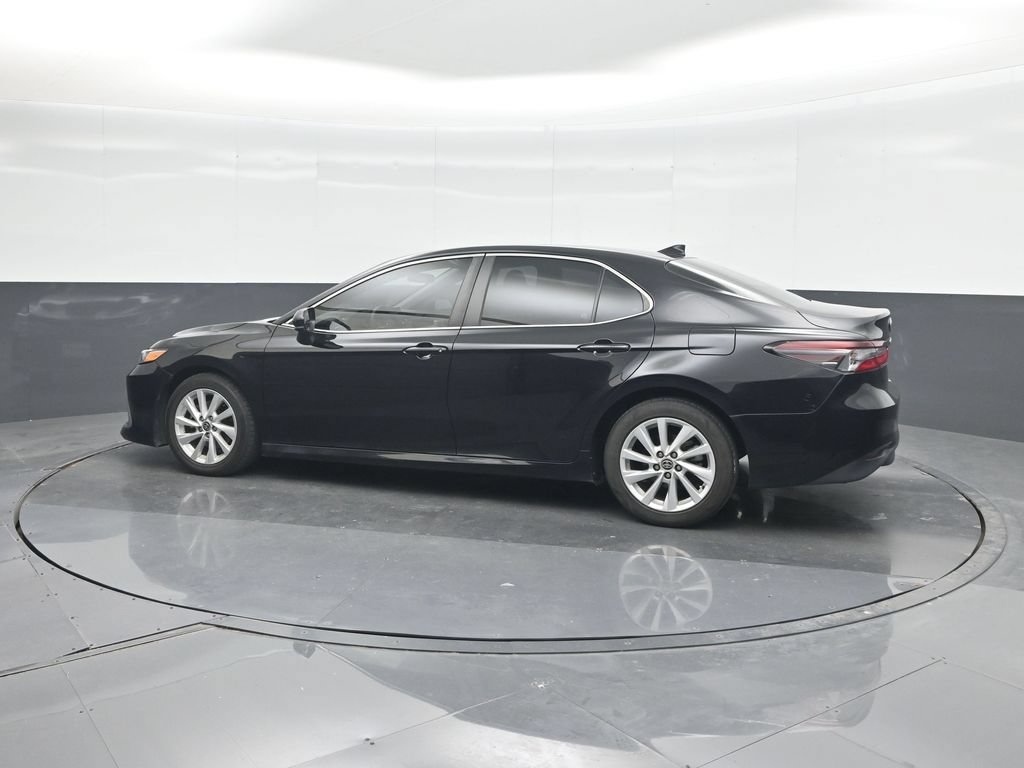 Used 2023 Toyota Camry LE FWD image 25