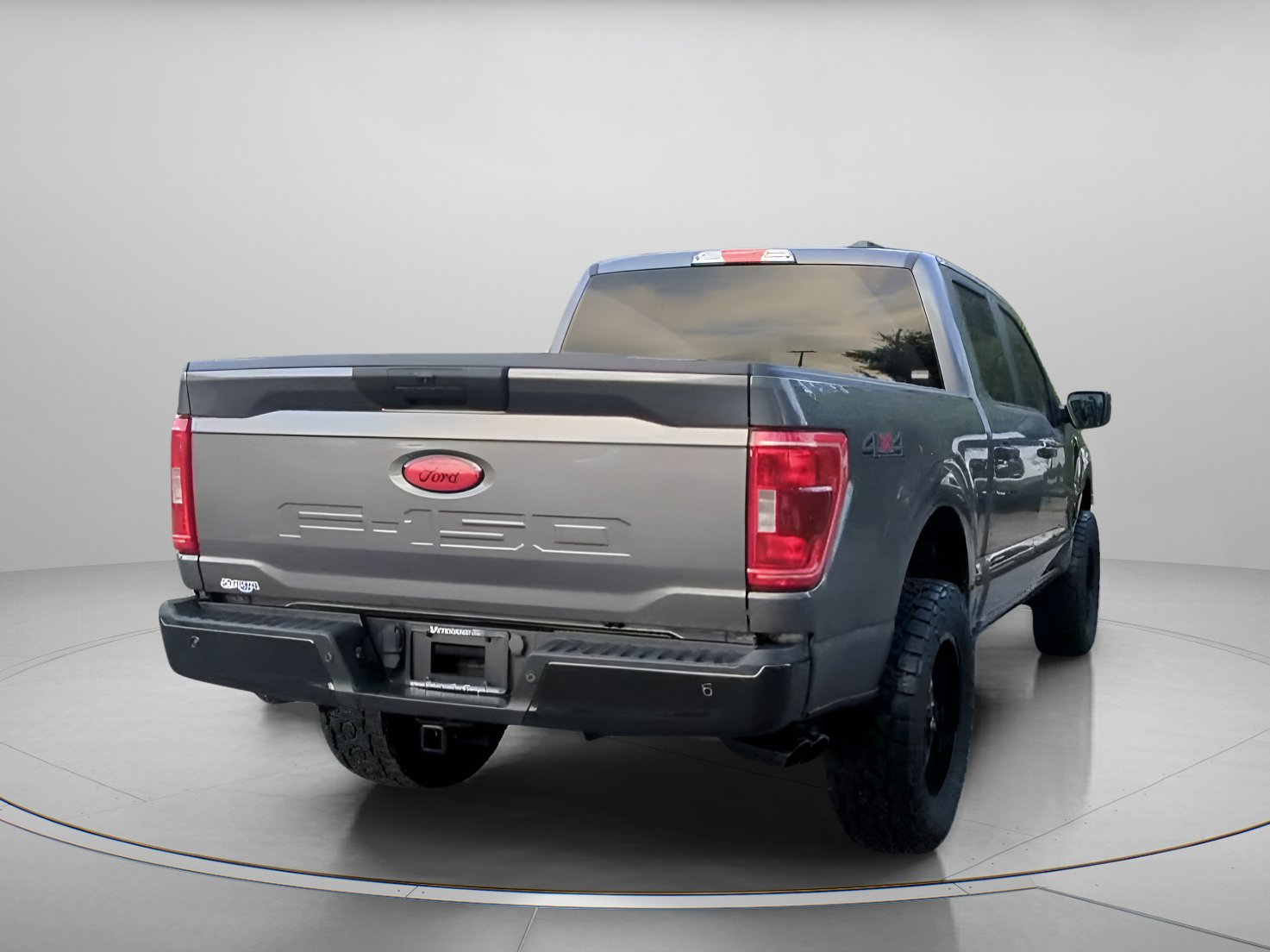 Certified 2023 Ford F150 XLT w/ Bed Utility Package AWD/4WD image 26