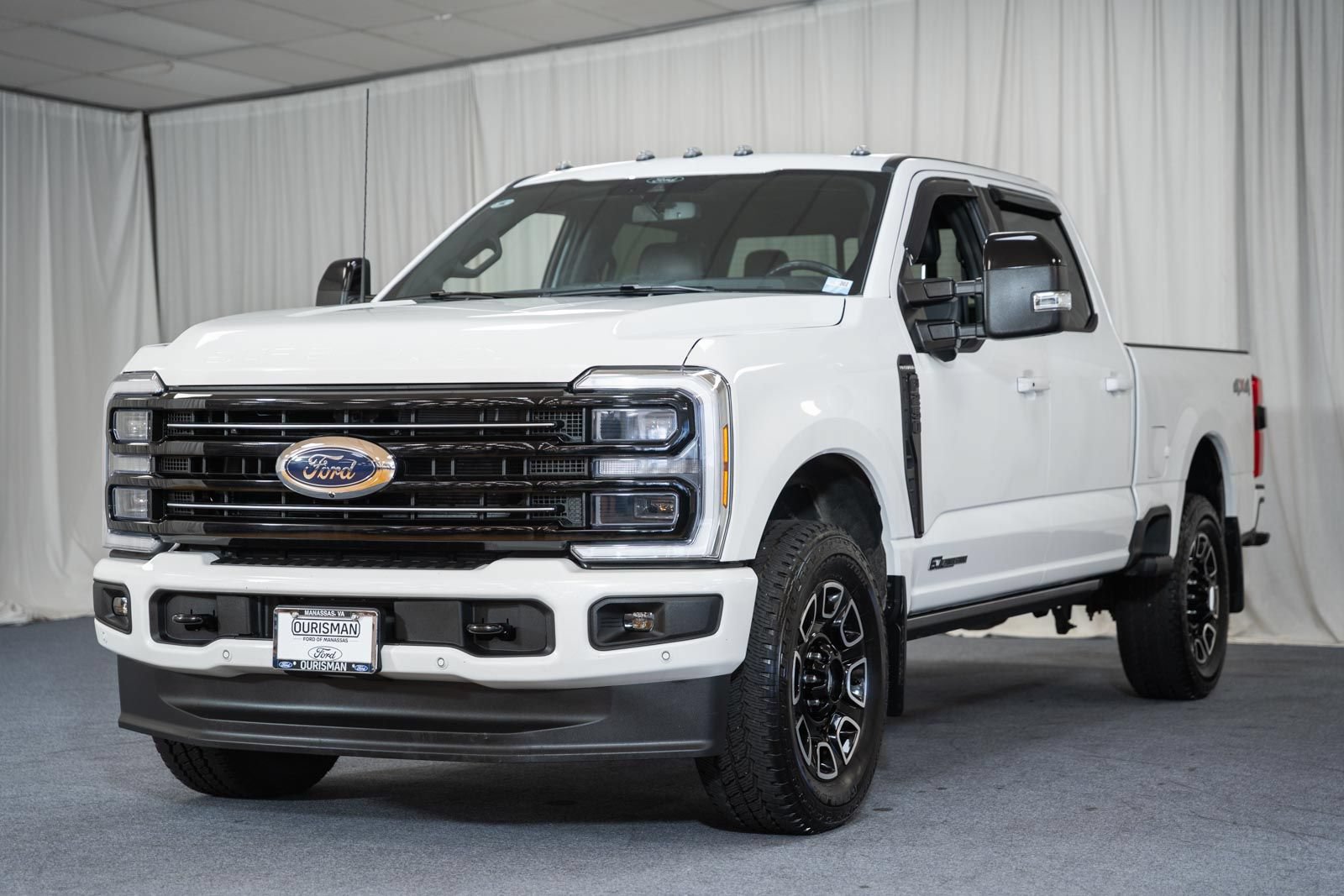 Certified 2026 Ford F250 Platinum AWD/4WD image 3