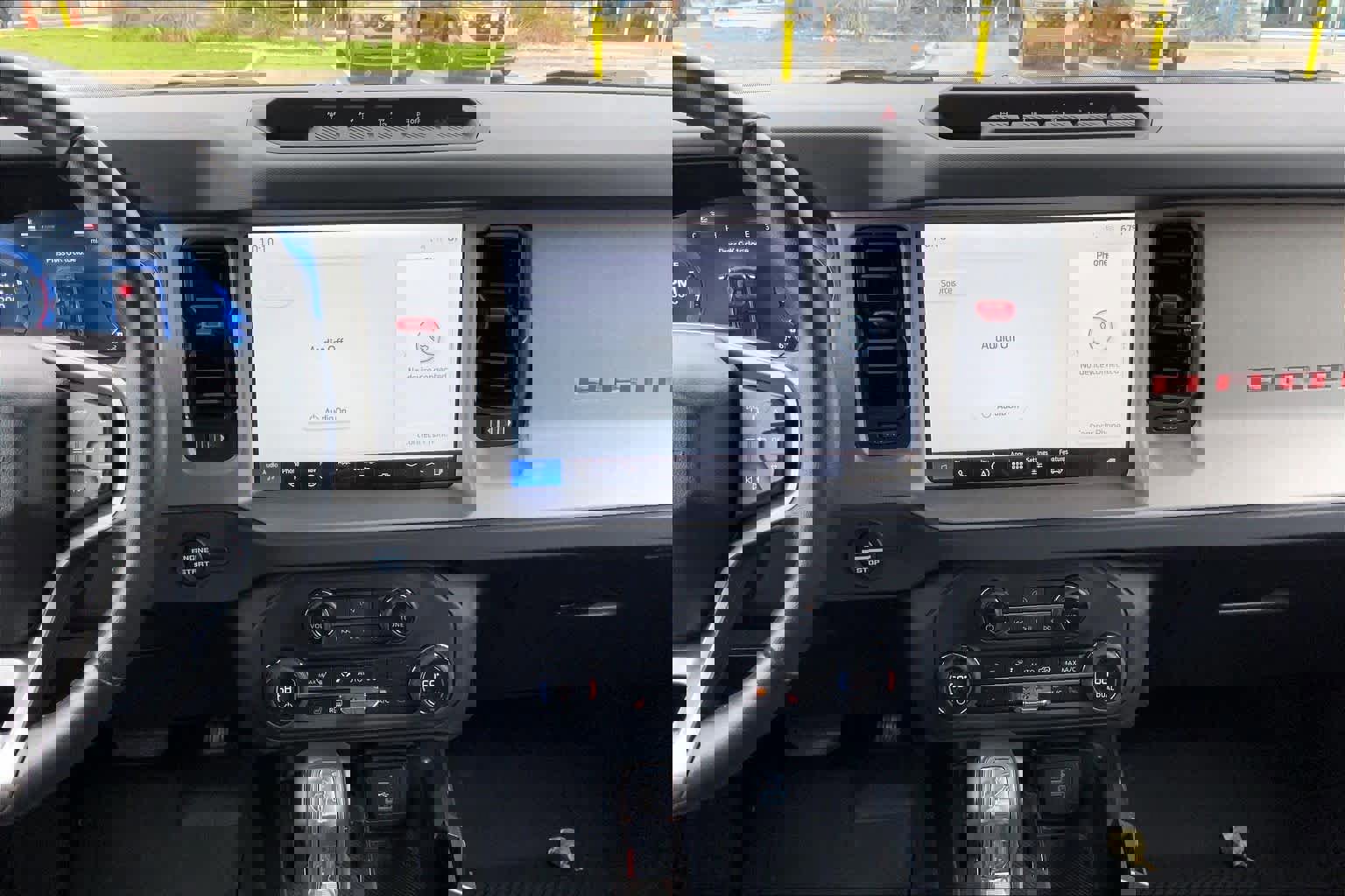 Certified 2025 Ford Bronco Big Bend w/ Black Diamond Package image 8