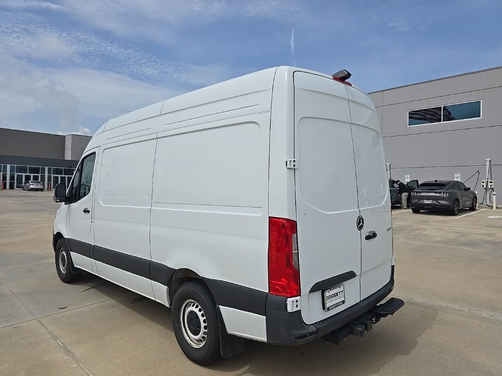 Used 2024 Mercedes-Benz Sprinter 2500 image 6