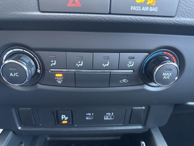 Used 2023 Nissan Frontier SV w/ Midnight Edition Package image 24