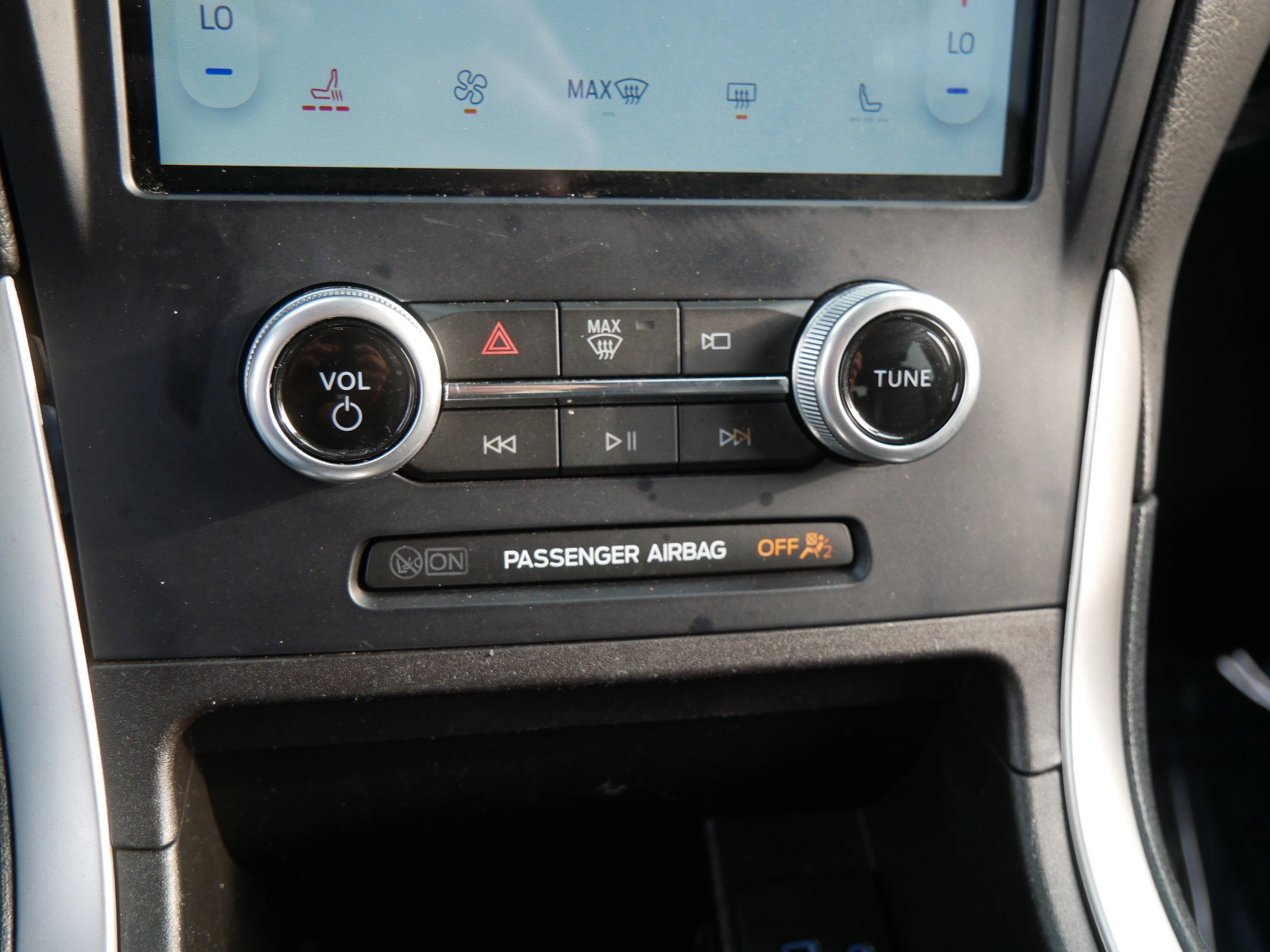 Certified 2023 Ford Edge SEL image 30