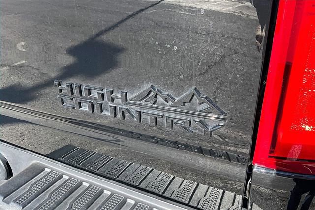 Used 2024 Chevrolet Silverado 3500 High Country w/ Midnight Edition image 32