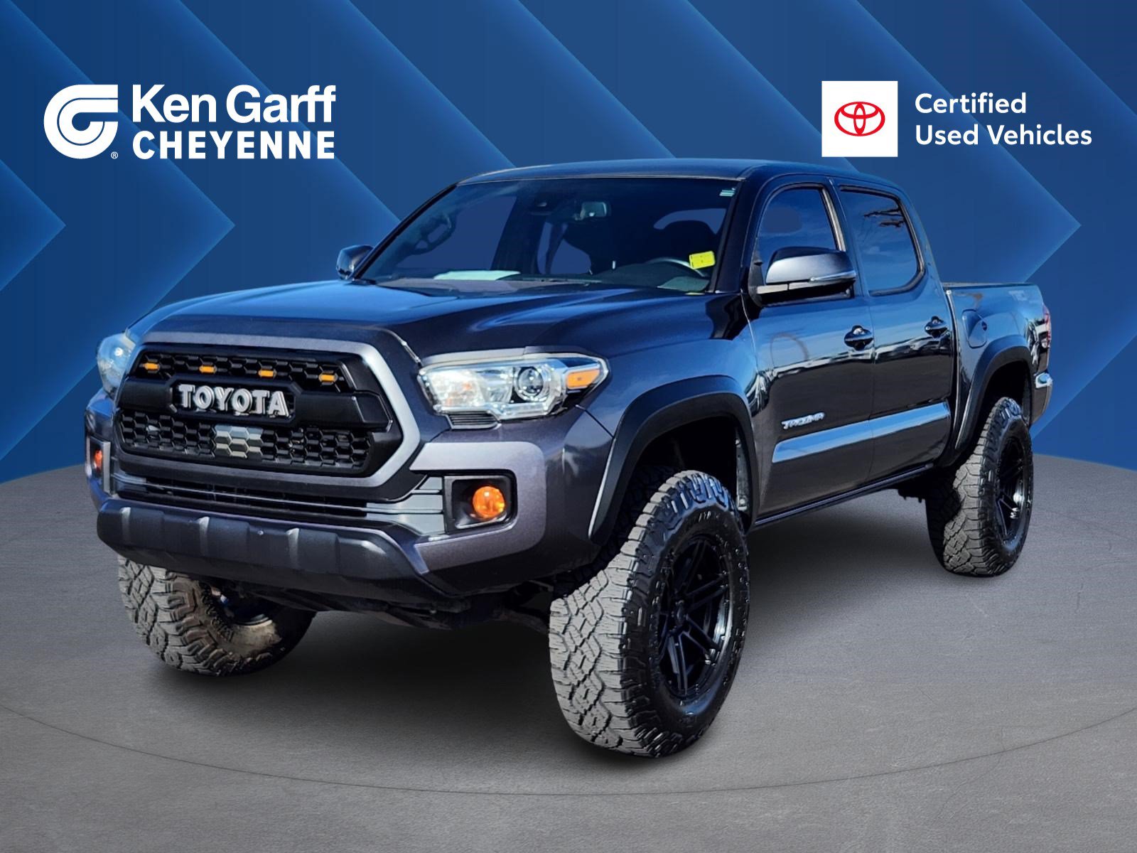 Used 2019 Toyota Tacoma TRD Off-Road AWD/4WD image 1