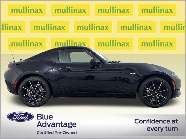 Used 2026 MAZDA MX-5 Miata RF Grand Touring RWD image 2