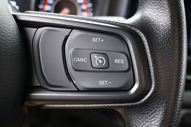 Used 2025 Jeep Wrangler Sport AWD/4WD image 15