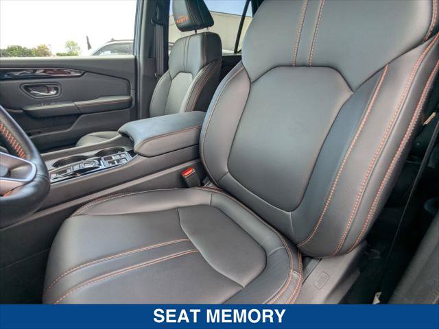 Used 2024 Honda Pilot TrailSport image 18
