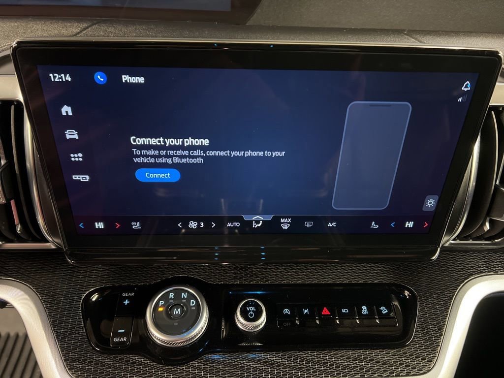 Certified 2025 Ford Expedition Max Platinum w/ Stealth Performance Package image 11