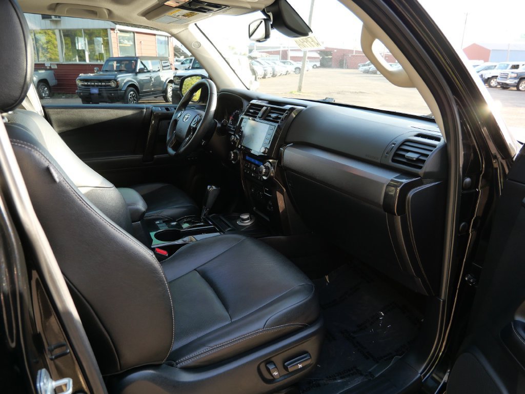 Used 2020 Toyota 4Runner Nightshade w/ Four Season Floor Mat Package AWD/4WD image 11