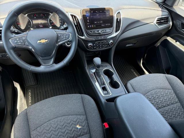 Used 2024 Chevrolet Equinox LT FWD image 12