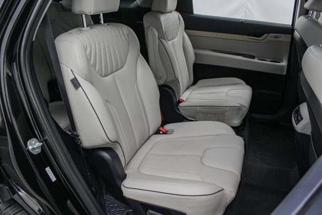 Used 2024 Hyundai Palisade Limited AWD/4WD image 16