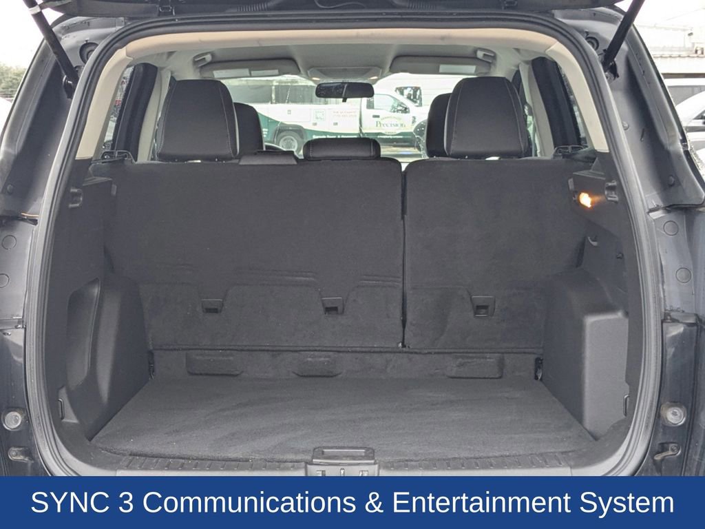 Certified 2019 Ford Escape SE image 14