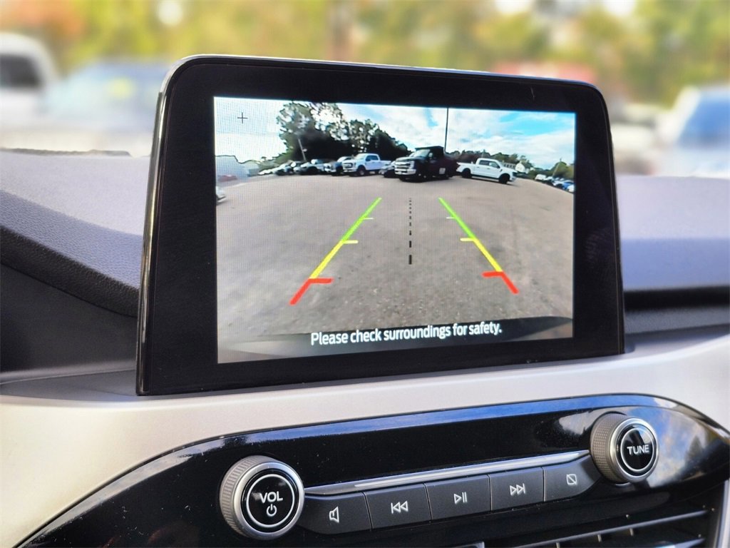 Certified 2022 Ford Escape SE w/ SE Sport Appearance Package image 21