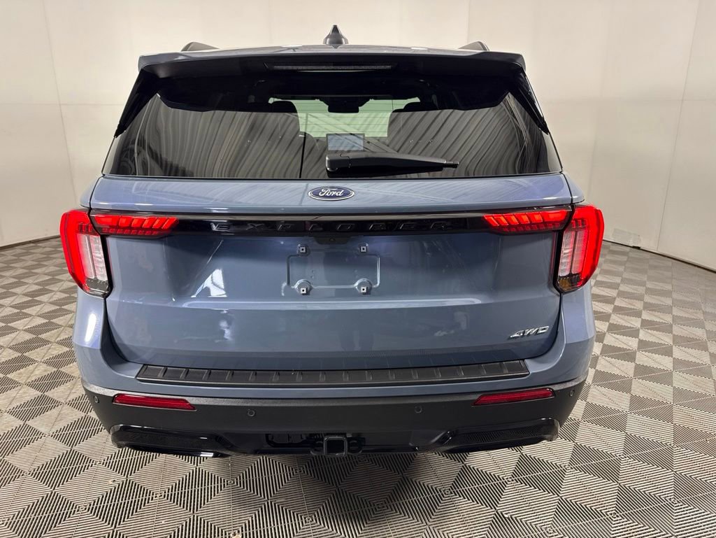 Certified 2025 Ford Explorer ST-Line w/ Premium Package AWD/4WD image 8
