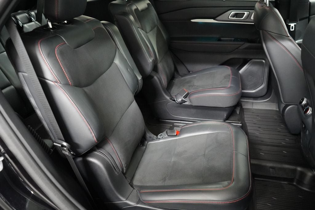 Certified 2025 Ford Explorer ST AWD/4WD image 23