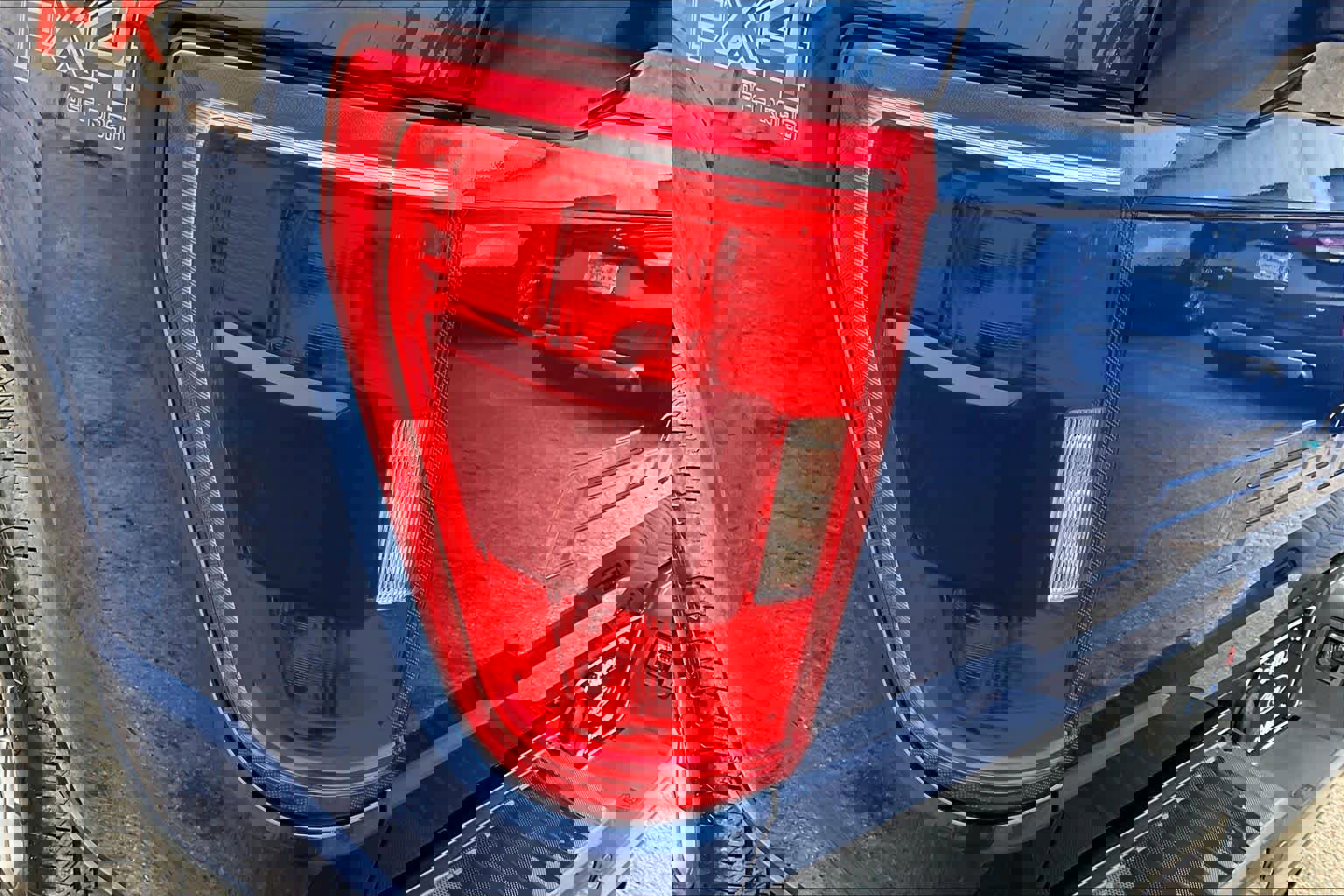 Certified 2022 Ford F150 XLT w/ Equipment Group 302A High image 28