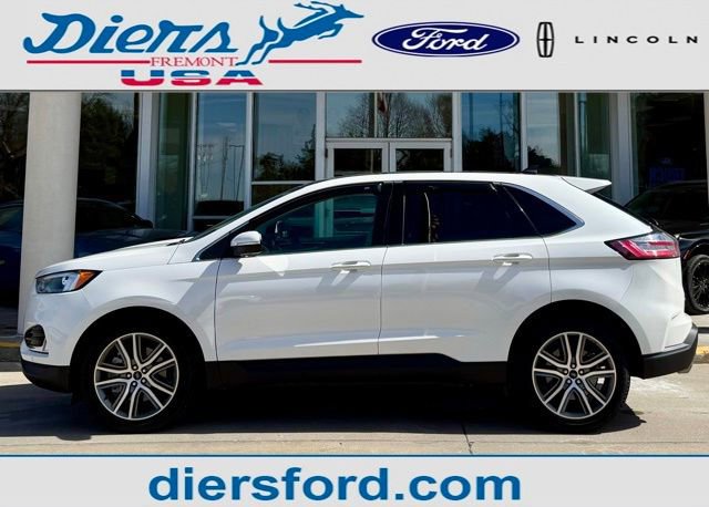 Certified 2023 Ford Edge Titanium image 2