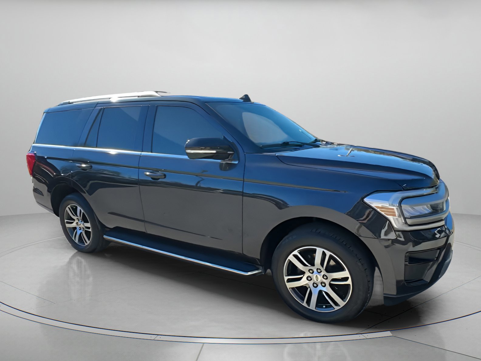 Certified 2023 Ford Expedition XLT image 35