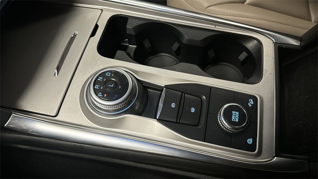 Certified 2022 Ford Explorer XLT image 13
