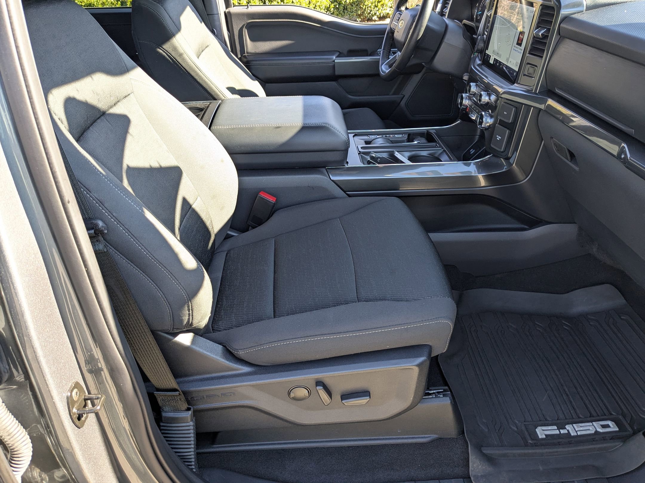 Certified 2023 Ford F150 XLT w/ Equipment Group 302A High image 38